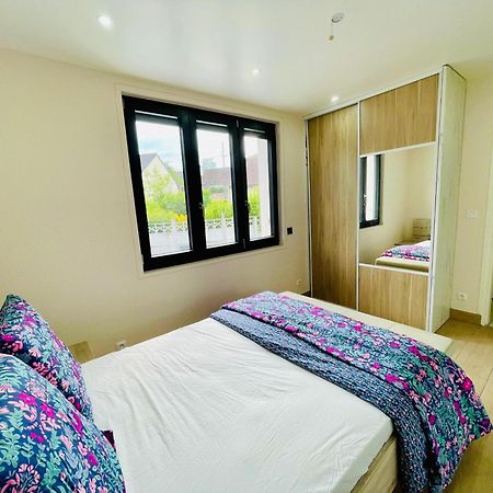 Stylish, Calm And Green Home Stay Saint-Fargeau-Ponthierry Exterior foto