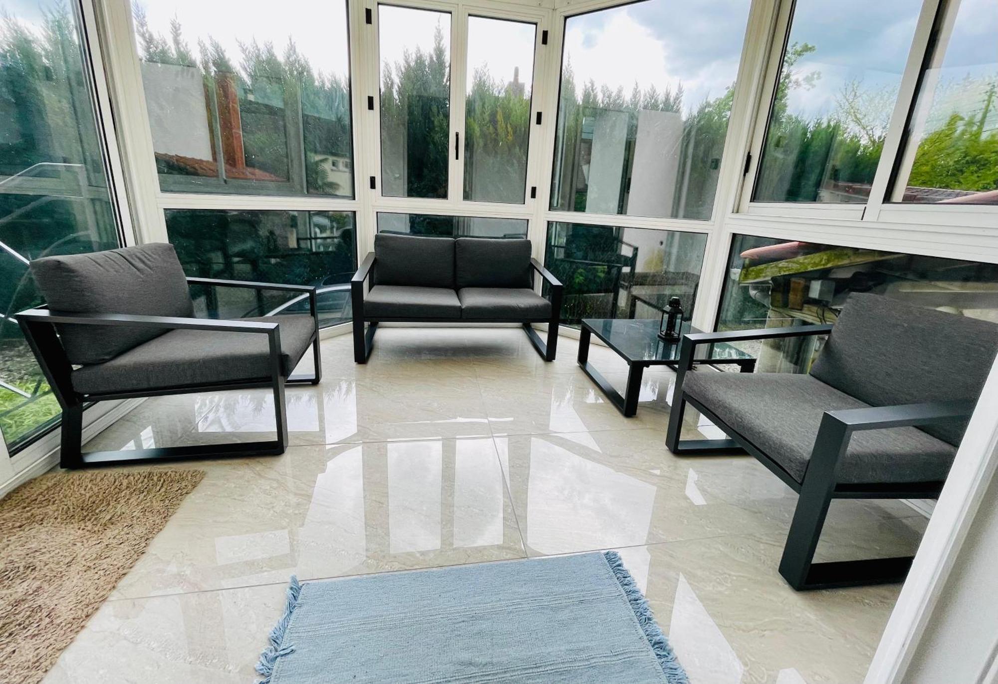 Stylish, Calm And Green Home Stay Saint-Fargeau-Ponthierry Exterior foto